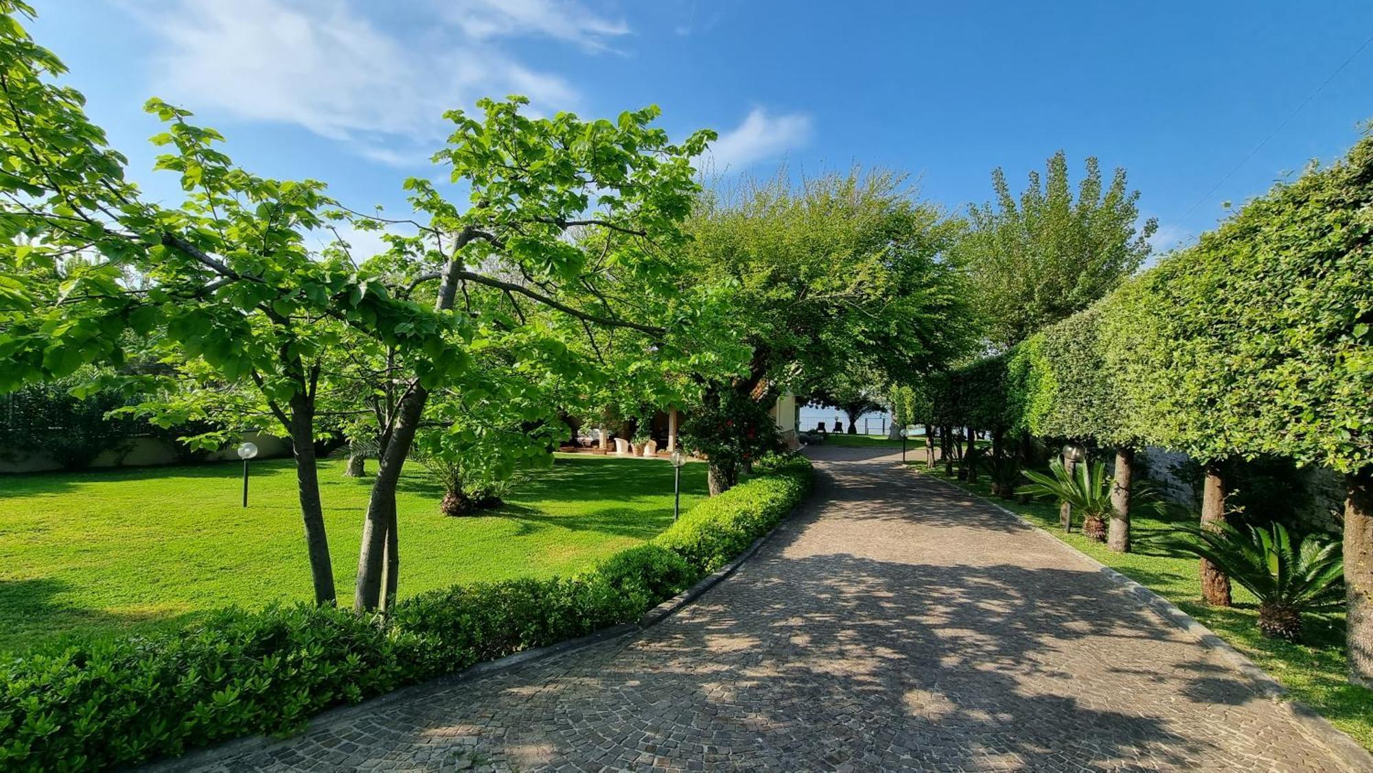 Villa Cecilia Sul Lago Fronte Mare Sperlonga Exterior foto